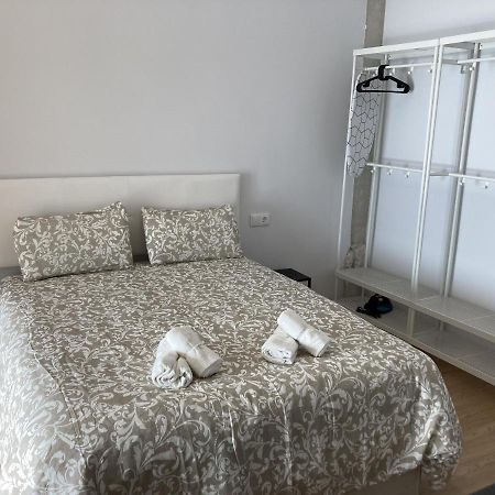 La Paz Apartments Madrid Extérieur photo